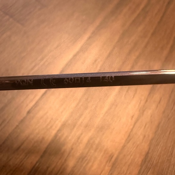 Authentic LOUIS VUITTON Z1019E Black Sunglasses - Picture 3 of 10